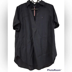Tommy Hilfiger women’s dark  navy relaxed fit shirt blouse Sz M